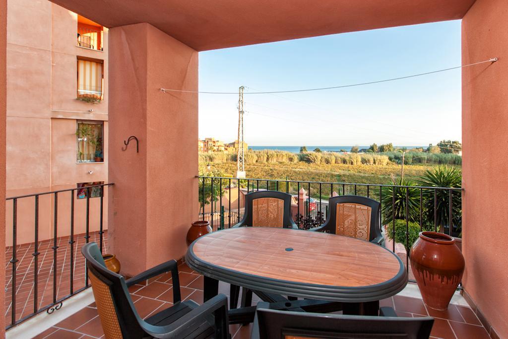 2035-Lovely 1 Bedrooms Sea View Apartment Manilva Kültér fotó
